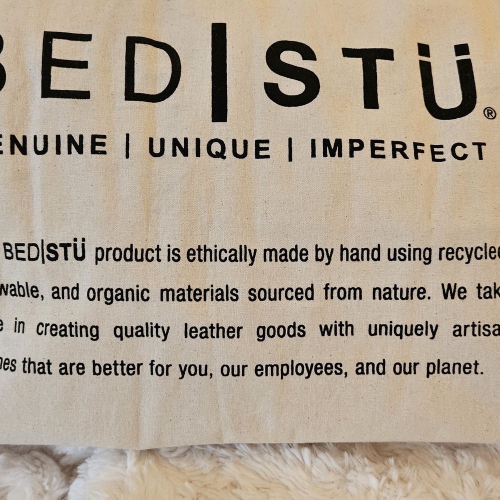 Bedstu Woven Leather Crossbody Bag - Picture 9 of 15